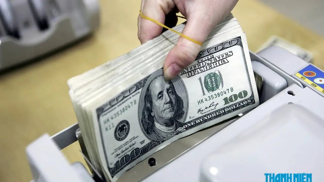 ارتفاع الدولار الأمريكي اليوم يثير قلق الأسواق العالمية
